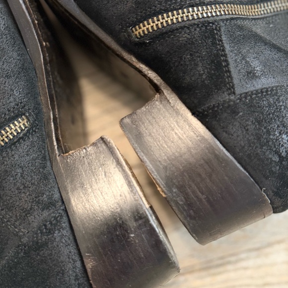 Billy Reid Dark Suede Chukka Boots - Picture 14 of 15